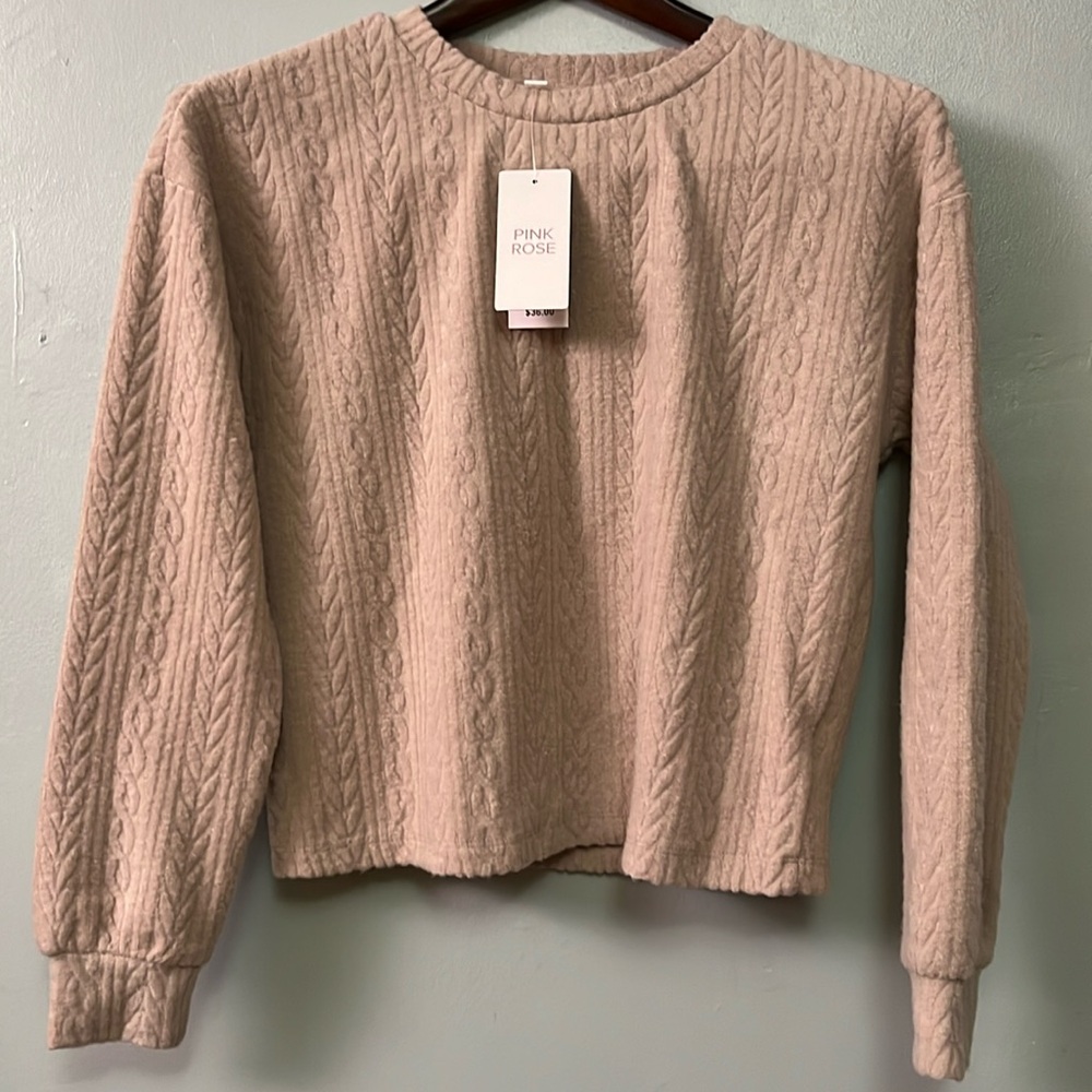 NWT Pink Rose Cream Crop Fleece Shirt